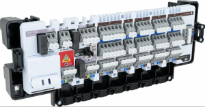 Przewodowa listwa sterująca, 5 stref, z możliwością sterowania źródłem ciepła i pompą obiegową, 230 V AC